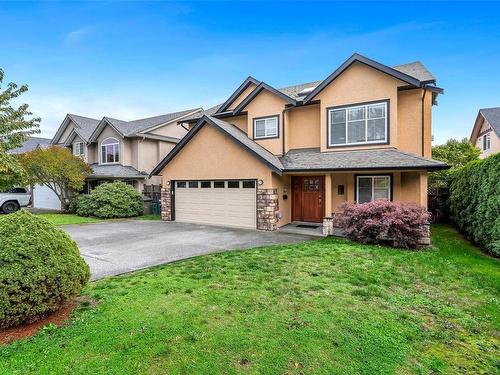 4229 Oakview Pl, Saanich, BC 