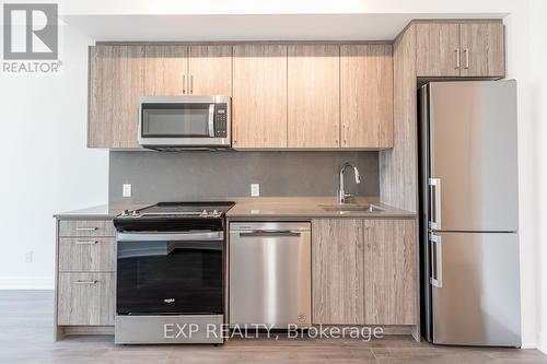 426 - 681 Yonge Street, Barrie, ON - Indoor Photo Showing Kitchen With Stainless Steel Kitchen