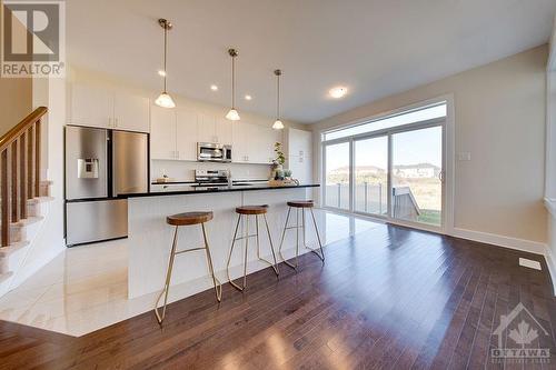 33 Antonakos Drive, Carleton Place, ON - Indoor Photo Showing Kitchen With Upgraded Kitchen