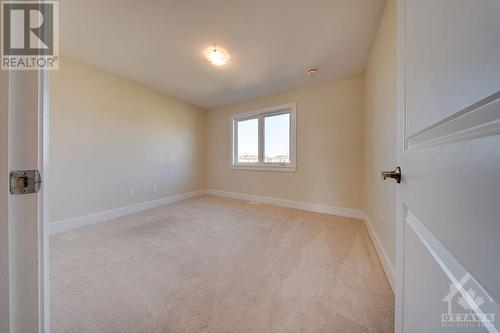 33 Antonakos Drive, Carleton Place, ON - Indoor Photo Showing Other Room