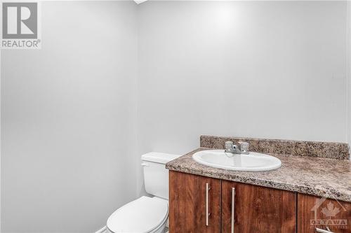 35 Gareau Crescent, The Nation (605 - The Nation Municipality), ON - Indoor Photo Showing Bathroom