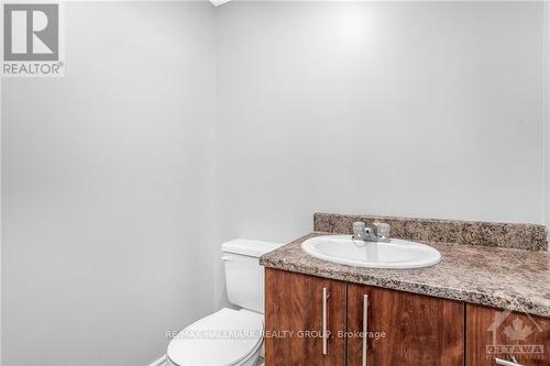 35 Gareau Crescent, Prescott And Russell, ON - Indoor Photo Showing Bathroom