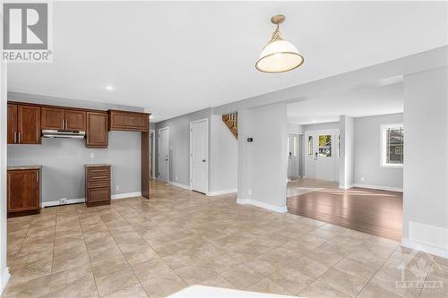 35 Gareau Crescent, The Nation (605 - The Nation Municipality), ON - Indoor Photo Showing Kitchen