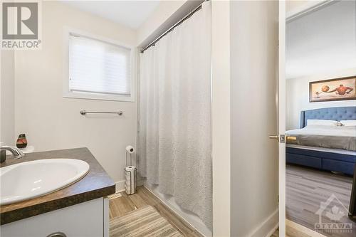 1457 Prestone Drive, Ottawa, ON - Indoor Photo Showing Bathroom