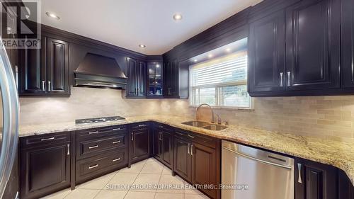 36 Hurricane Street, Vaughan, ON - Indoor Photo Showing Kitchen With Double Sink