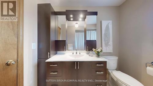 36 Hurricane Street, Vaughan, ON - Indoor Photo Showing Bathroom