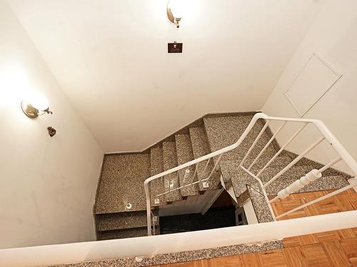 Escalier - 5222 Rue Chabanel, Laval (Chomedey), QC - Indoor Photo Showing Other Room