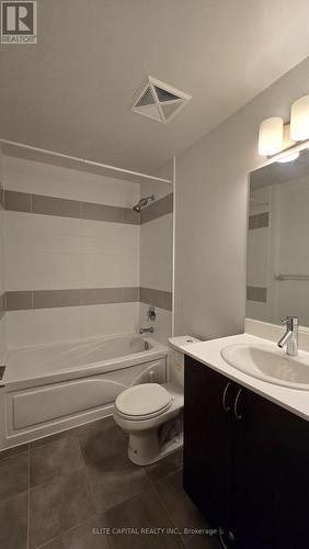 Lph105 - 5162 Yonge Street, Toronto, ON - Indoor Photo Showing Bathroom