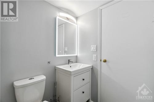 309 Cumberland Street Unit#305, Ottawa, ON - Indoor Photo Showing Bathroom