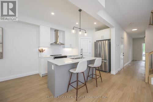 Lot#8 - 1523 Chickadee Trail, London, ON - Indoor Photo Showing Kitchen With Upgraded Kitchen