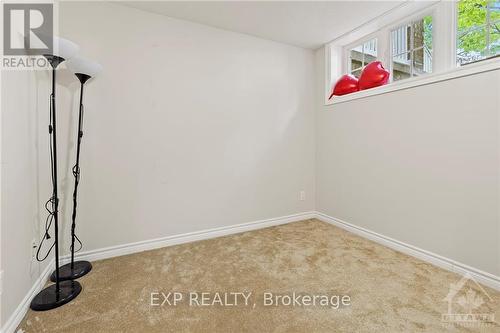 270 Kinghaven Crescent, Ottawa, ON - Indoor Photo Showing Other Room