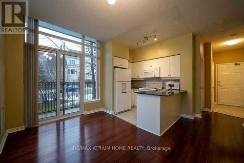 106 - 19 Barberry Place, Toronto, ON - Indoor Photo Showing Kitchen