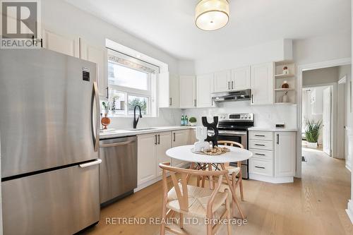 212 Mcintosh Street, Toronto, ON - Indoor Photo Showing Kitchen