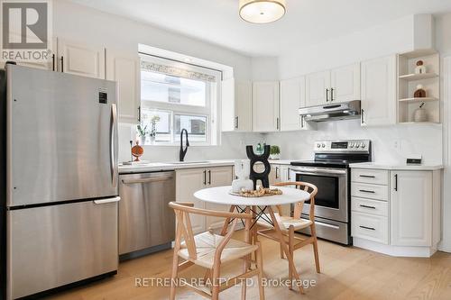 212 Mcintosh Street, Toronto, ON - Indoor Photo Showing Kitchen