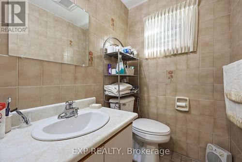 197 Anthony Lane, Vaughan, ON - Indoor Photo Showing Bathroom