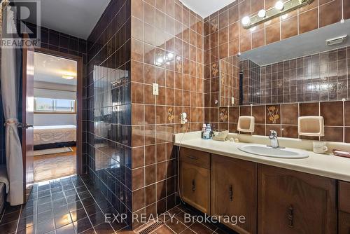 197 Anthony Lane, Vaughan, ON - Indoor Photo Showing Bathroom