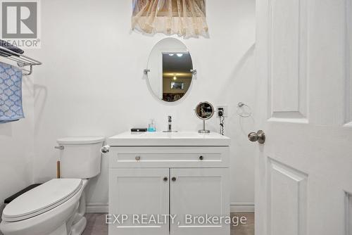 197 Anthony Lane, Vaughan, ON - Indoor Photo Showing Bathroom