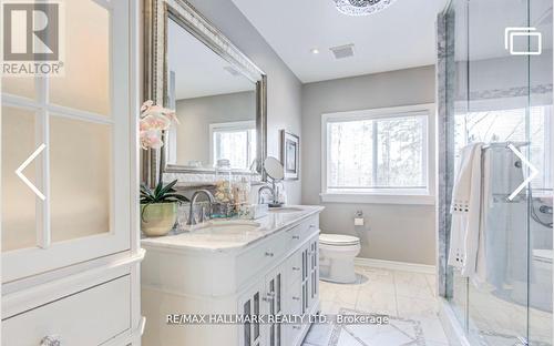 384 Kennedy Street W, Aurora, ON - Indoor Photo Showing Bathroom