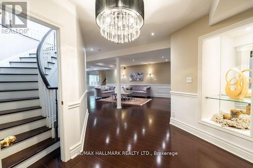 384 Kennedy Street W, Aurora, ON - Indoor Photo Showing Other Room