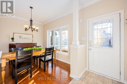 7 Aiken Crescent, Orangeville, ON - Indoor Photo Showing Dining Room