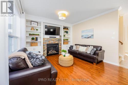 7 Aiken Crescent, Orangeville, ON - Indoor Photo Showing Living Room With Fireplace