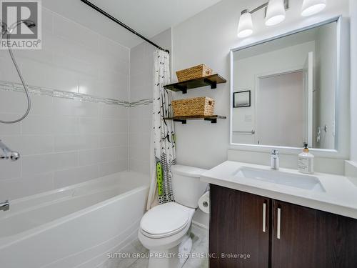 42 - 1292 Sherwood Mills Boulevard, Mississauga, ON - Indoor Photo Showing Bathroom