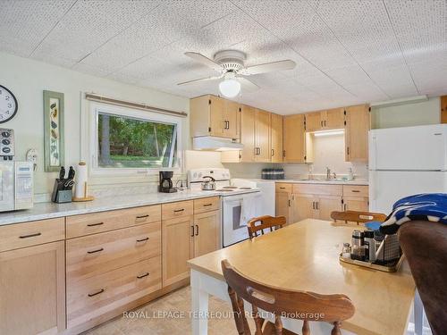 4071 Mabels Rd, Scugog, ON - Indoor Photo Showing Kitchen