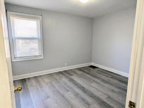 124-7015 Wellington Rd, Guelph/Eramosa, ON - Indoor Photo Showing Other Room