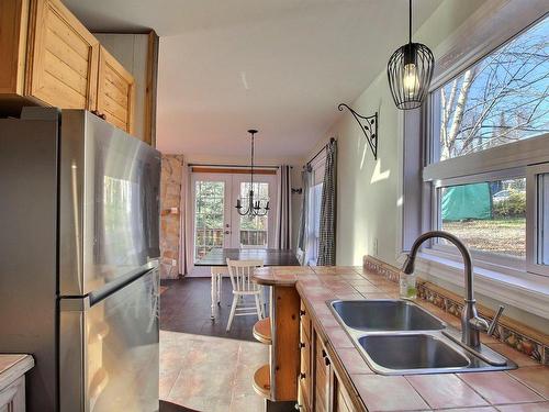 Overall view - 211 Ch. De La Baie-Du-Repos, Senneterre - Paroisse, QC - Indoor Photo Showing Kitchen With Double Sink