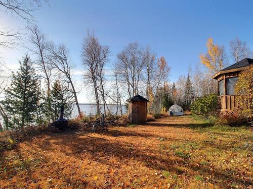 Waterfront - 211 Ch. De La Baie-Du-Repos, Senneterre - Paroisse, QC - Outdoor