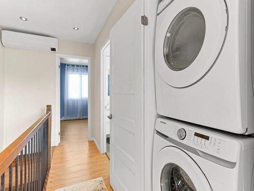 IntÃ©rieur - 7 Rue Giroux, Mercier, QC - Indoor Photo Showing Laundry Room