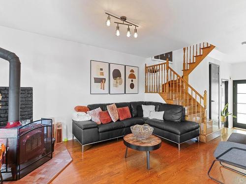 Salon - 7 Rue Giroux, Mercier, QC - Indoor Photo Showing Living Room