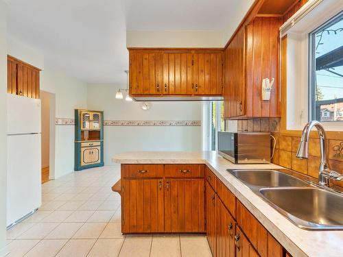 Cuisine - 870 7E Rue, Saint-Jérôme, QC - Indoor Photo Showing Kitchen With Double Sink