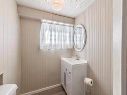 Powder room - 