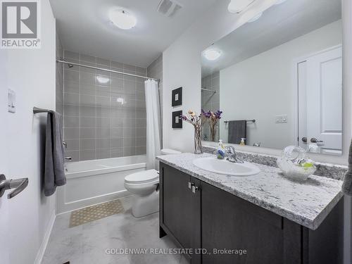 54 Bawden Drive, Richmond Hill, ON - Indoor Photo Showing Bathroom