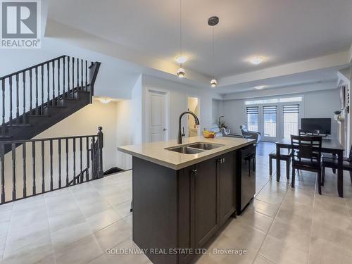 54 Bawden Drive, Richmond Hill, ON - Indoor Photo Showing Kitchen With Double Sink