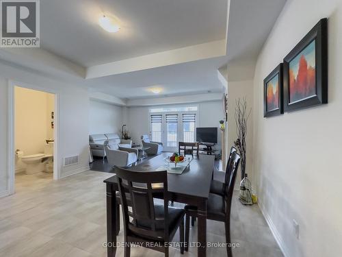 54 Bawden Drive, Richmond Hill, ON - Indoor Photo Showing Dining Room