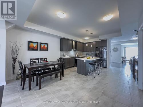 54 Bawden Drive, Richmond Hill, ON - Indoor Photo Showing Dining Room