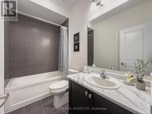 54 Bawden Drive, Richmond Hill, ON - Indoor Photo Showing Bathroom