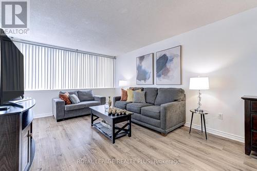 1210 - 350 Webb Drive, Mississauga, ON - Indoor Photo Showing Living Room