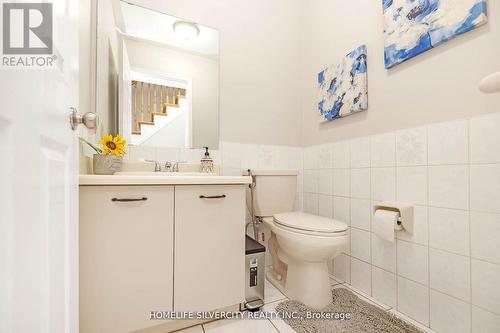 18 Natalie Court, Brampton (Westgate), ON - Indoor Photo Showing Bathroom