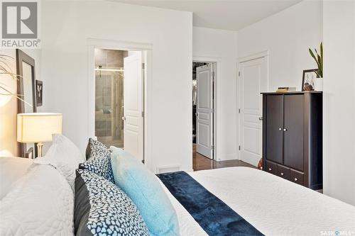 731 Beechdale Way, Saskatoon, SK - Indoor Photo Showing Bedroom