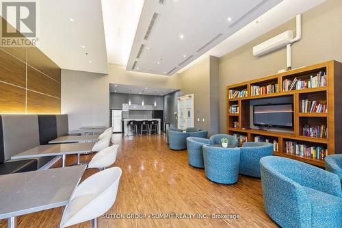 1111 - 15 Singer Court, Toronto, ON 