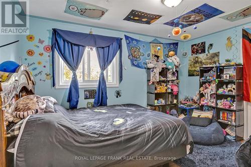 2028 Youngs Point Road, Smith-Ennismore-Lakefield, ON - Indoor Photo Showing Bedroom