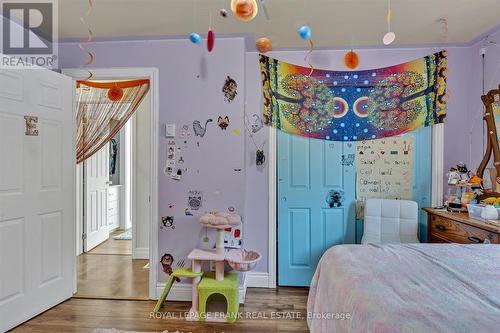 2028 Youngs Point Road, Smith-Ennismore-Lakefield, ON - Indoor Photo Showing Bedroom