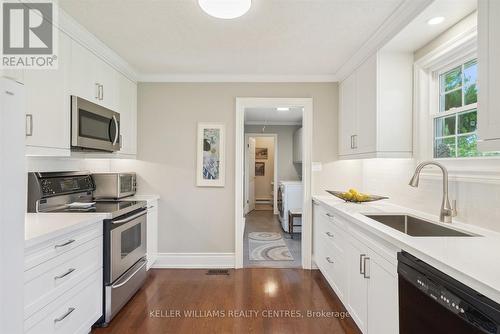 25337 Valleyview Drive, Georgina (Sutton & Jackson'S Point), ON - Indoor Photo Showing Kitchen