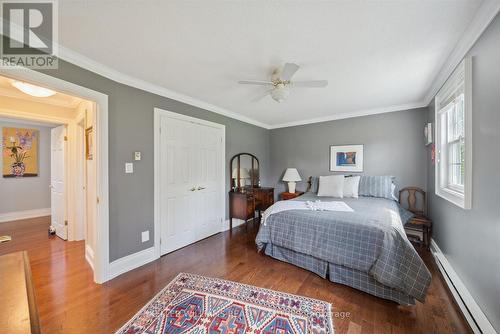 25337 Valleyview Drive, Georgina (Sutton & Jackson'S Point), ON - Indoor Photo Showing Bedroom