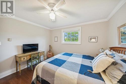 25337 Valleyview Drive, Georgina (Sutton & Jackson'S Point), ON - Indoor Photo Showing Bedroom