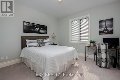 1644 Rizzardo Crescent, Innisfil, ON - Indoor Photo Showing Bedroom