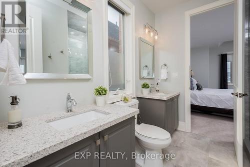 1644 Rizzardo Crescent, Innisfil, ON - Indoor Photo Showing Bathroom